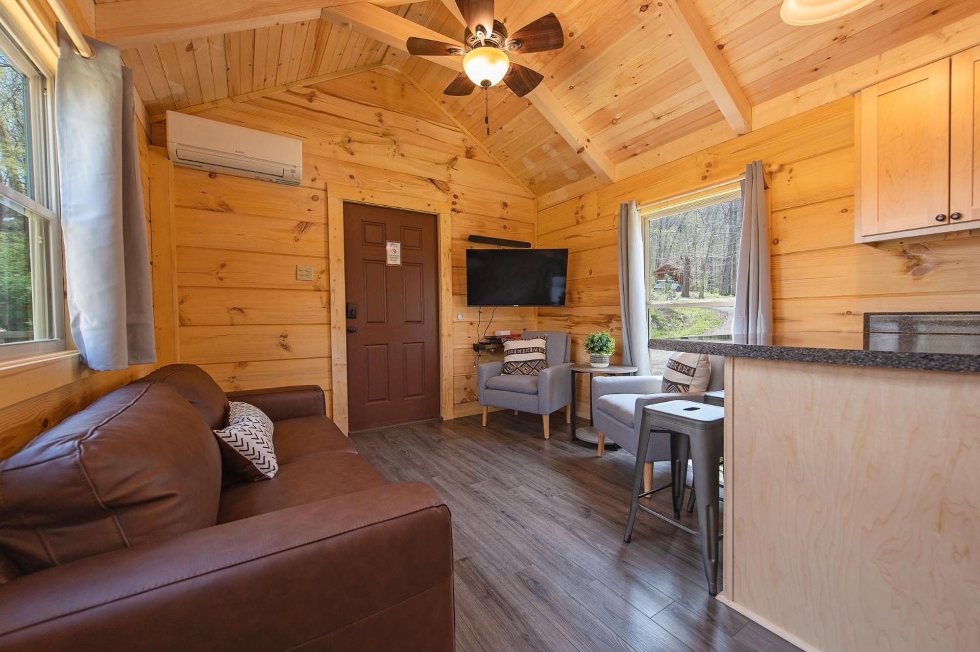 Meg Cabin Tiny Rustic Comfort On Lookout Mtn Чаттануґа Екстер'єр фото
